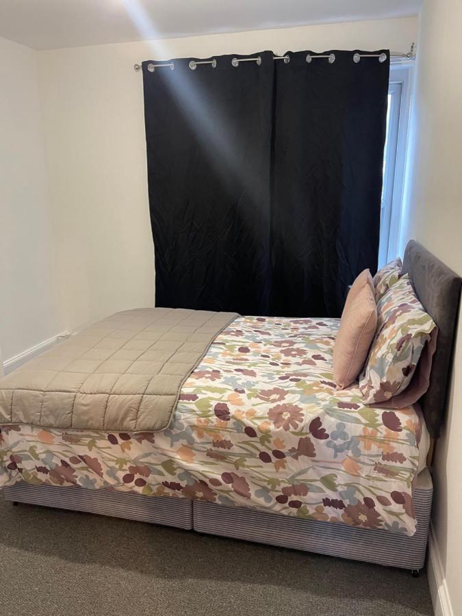 Lovely Room In Bristol 5 Esterno foto