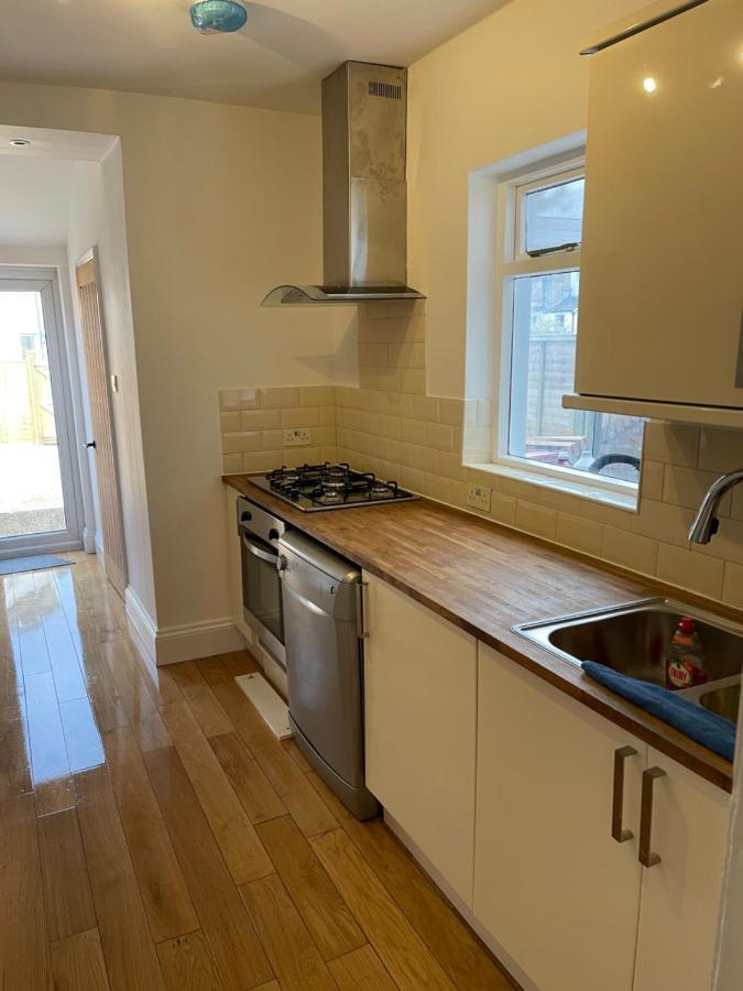 Lovely Room In Bristol 5 Esterno foto