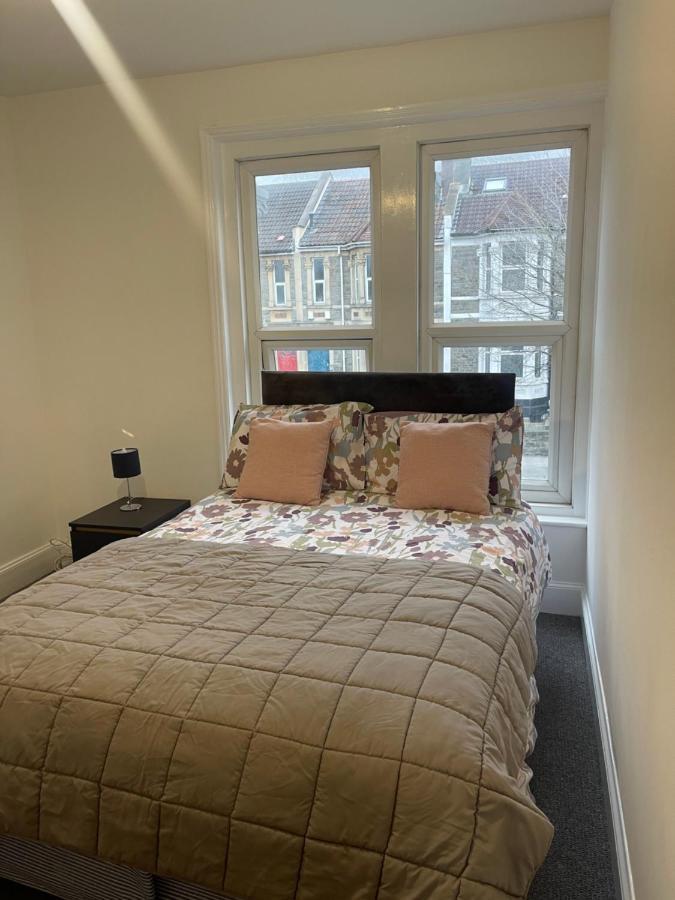 Lovely Room In Bristol 5 Esterno foto
